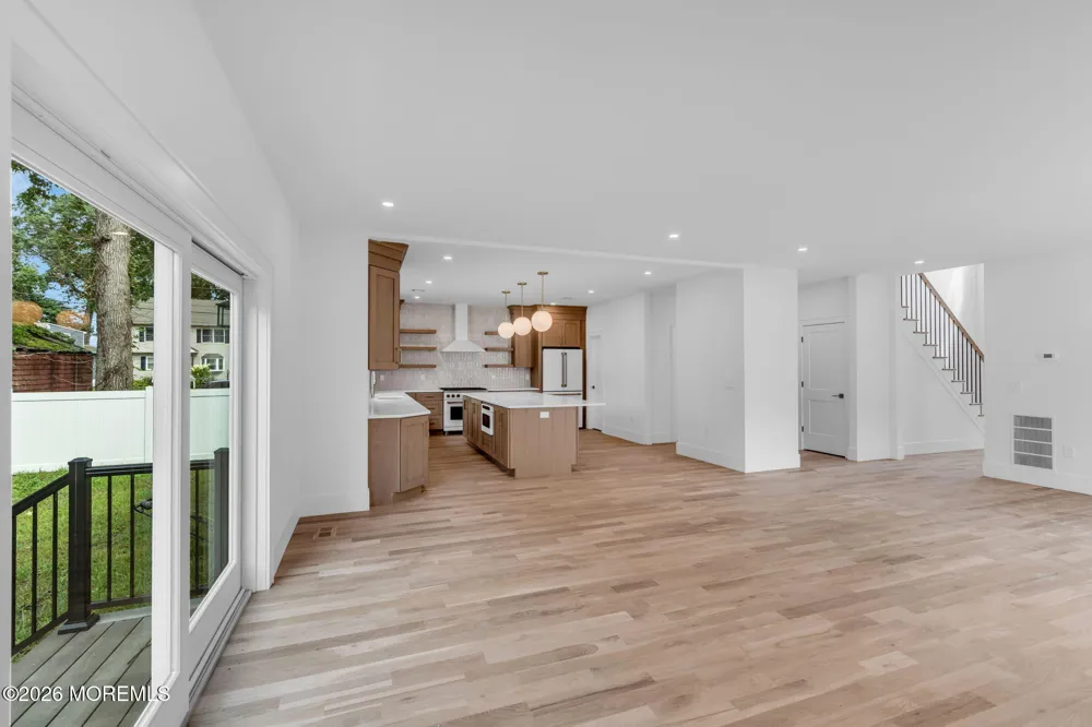 64 Byrnes Lane Eatontown, NJ 07724