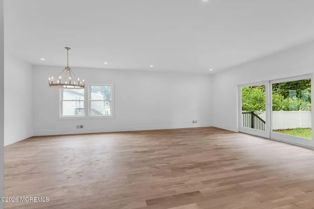 64 Byrnes Lane Eatontown, NJ 07724
