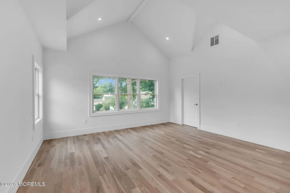 64 Byrnes Lane Eatontown, NJ 07724