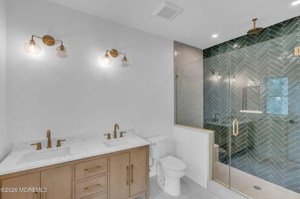 64 Byrnes Lane Eatontown, NJ 07724