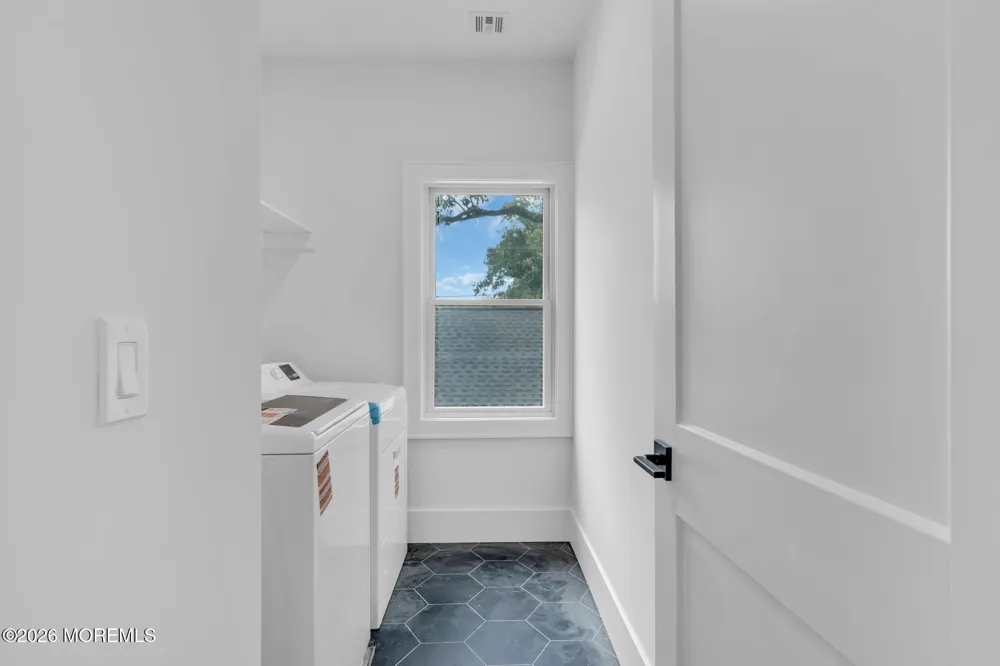 64 Byrnes Lane Eatontown, NJ 07724