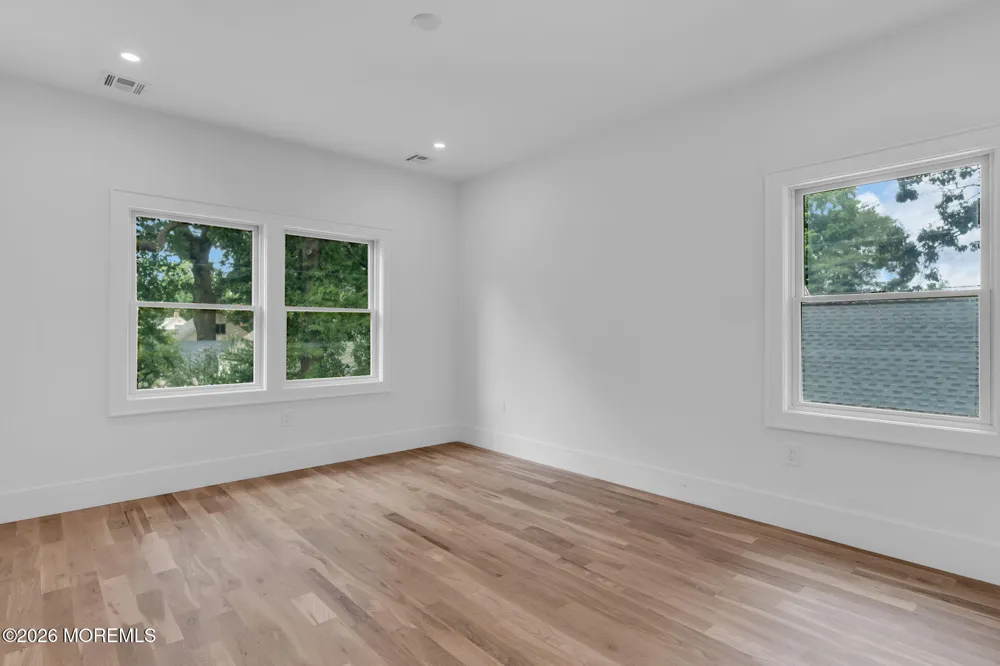64 Byrnes Lane Eatontown, NJ 07724