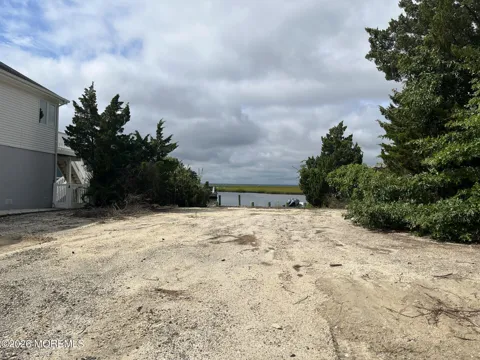 57 W Susquehanna Drive