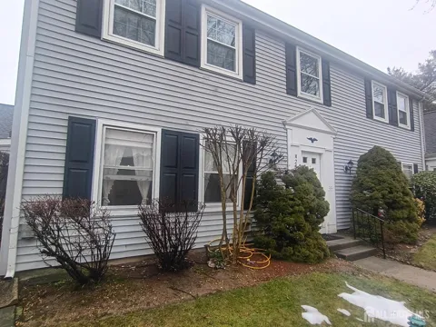 252 Mystic Lane #B