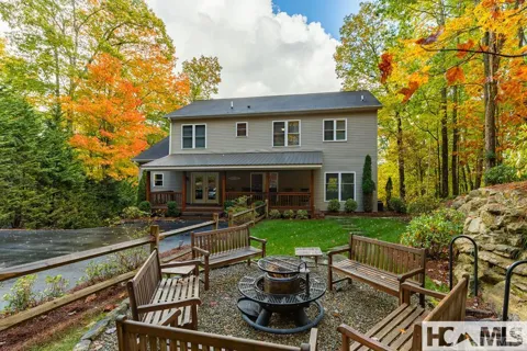 110 Kestrel Court