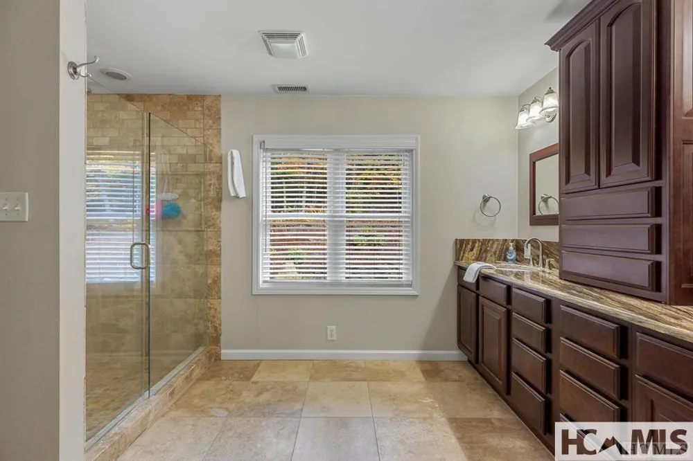 110 Kestrel Court Sapphire, NC 28774