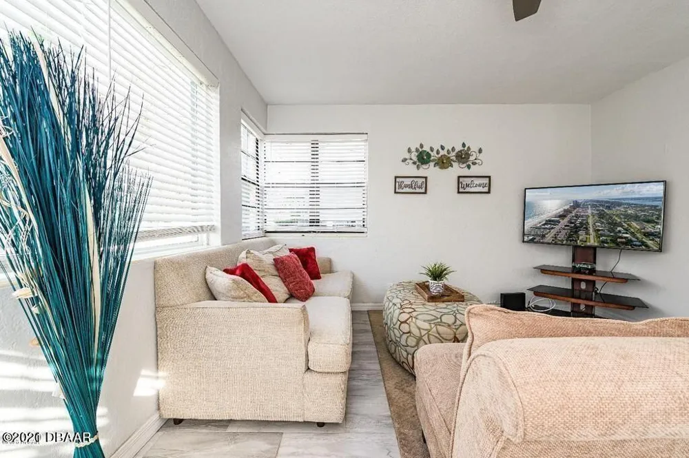 828 Grandview Avenue #4 Daytona Beach, FL 32118