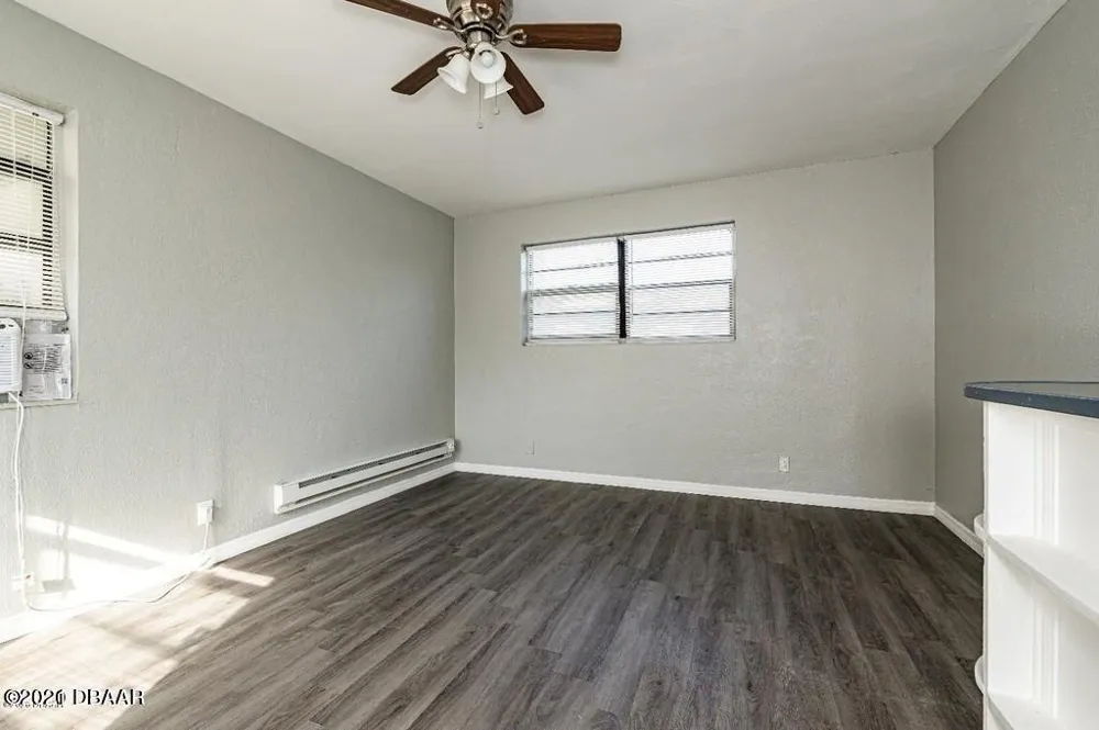 828 Grandview Avenue #4 Daytona Beach, FL 32118