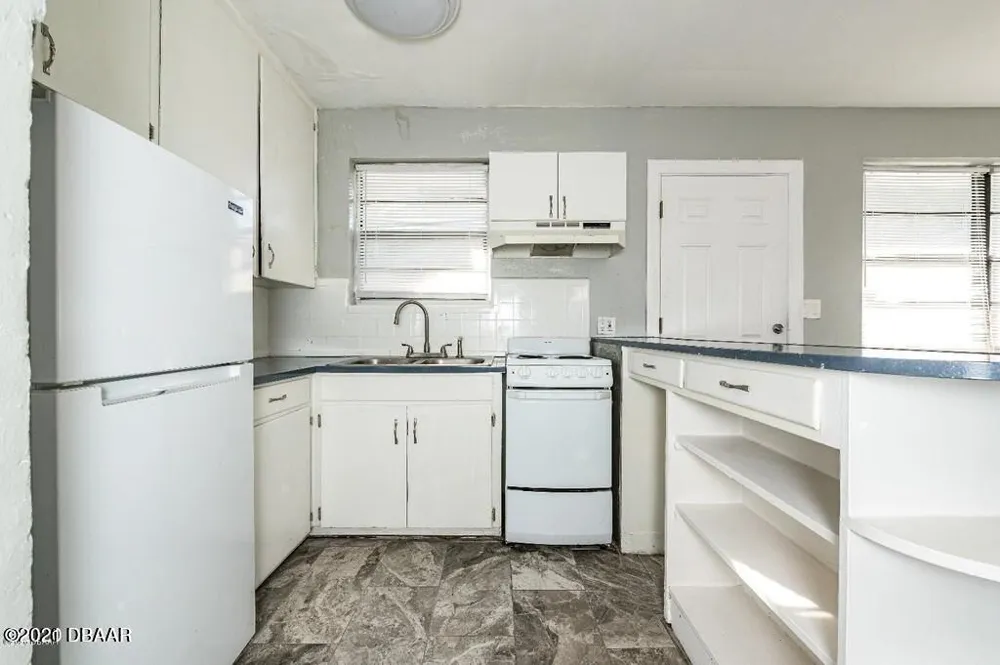 828 Grandview Avenue #4 Daytona Beach, FL 32118