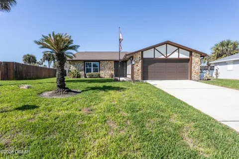 4 Sea Hawk Drive