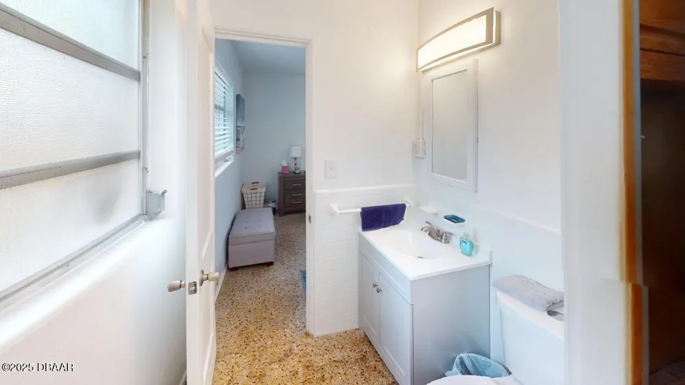 328 Slayton Avenue #u South Daytona, FL 32119