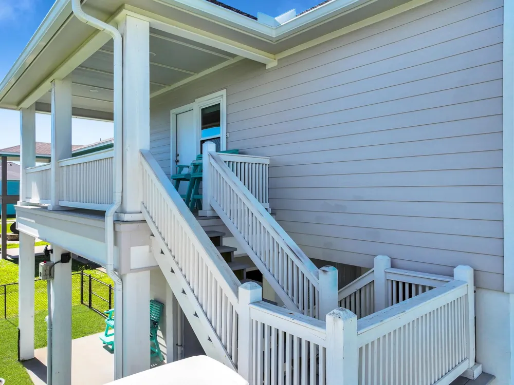 978 Sue Drive Port Bolivar, TX 77650