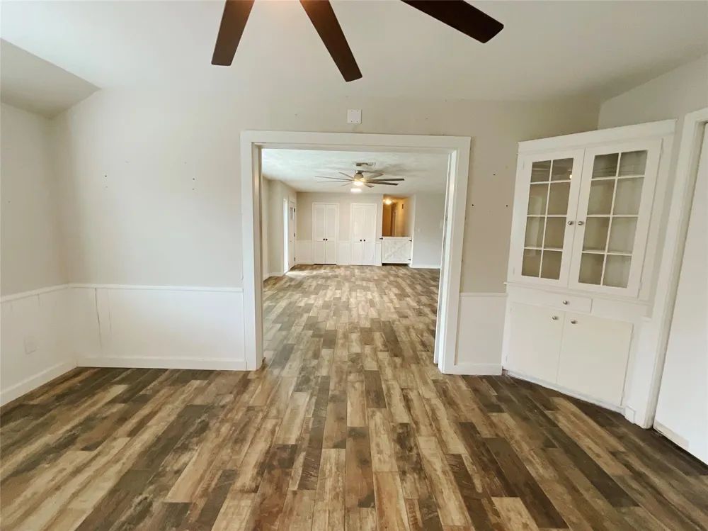 443 Bayou View Drive El Lago, TX 77586