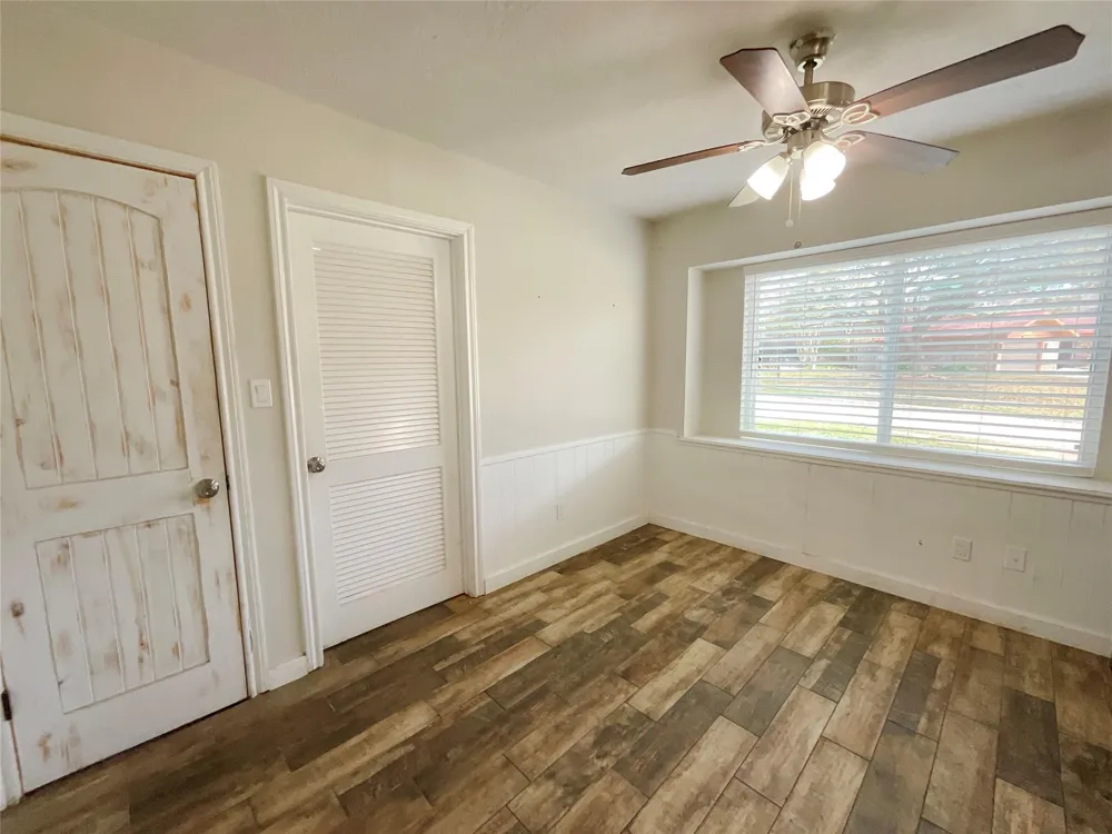 443 Bayou View Drive El Lago, TX 77586