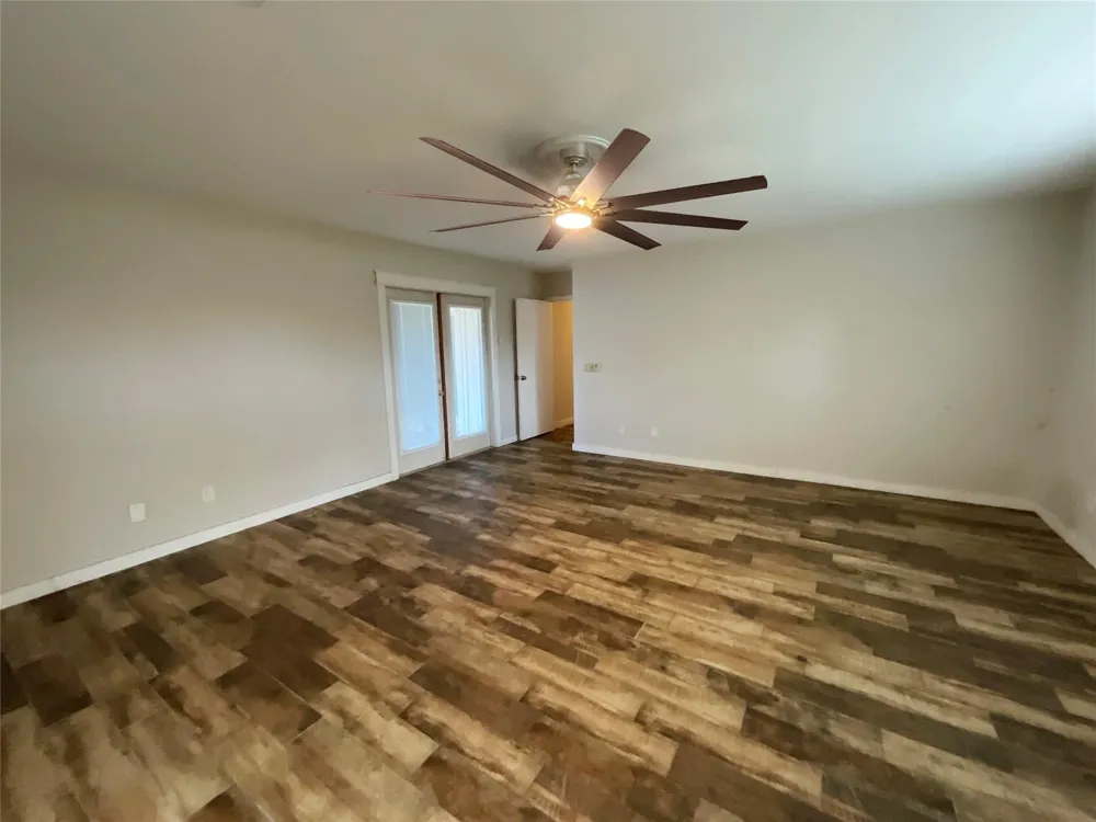 443 Bayou View Drive El Lago, TX 77586