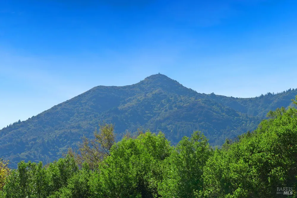 27 Upper Road Ross, CA 94957