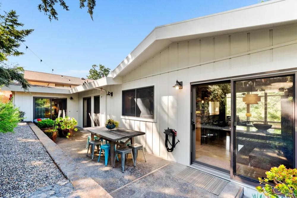 304 High Street Calistoga, CA 94515