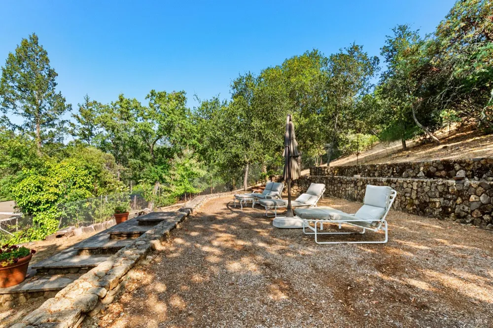 304 High Street Calistoga, CA 94515