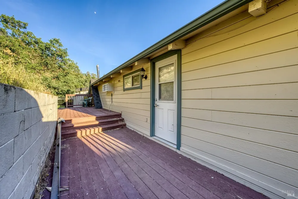 12620 Lakeshore Drive Clearlake, CA 95422