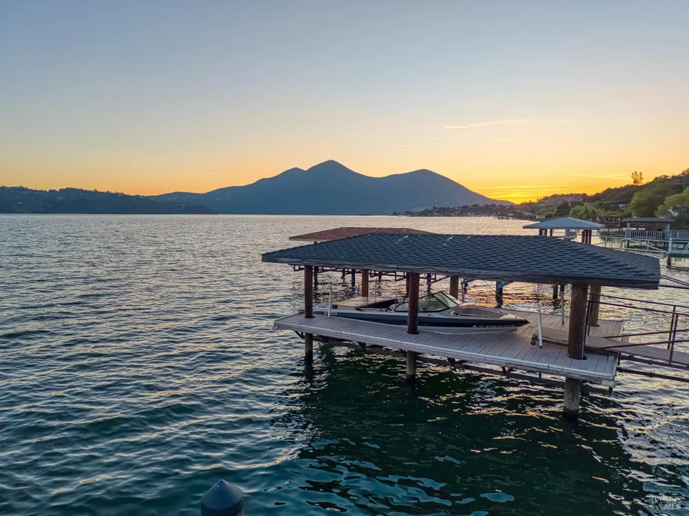 12620 Lakeshore Drive Clearlake, CA 95422