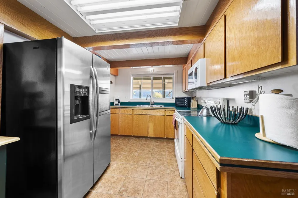 12620 Lakeshore Drive Clearlake, CA 95422