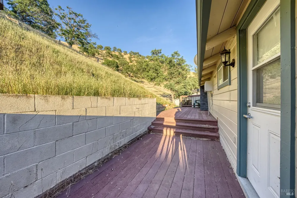 12620 Lakeshore Drive Clearlake, CA 95422