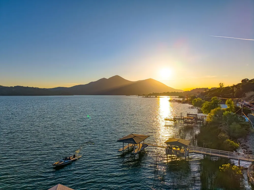 12620 Lakeshore Drive Clearlake, CA 95422