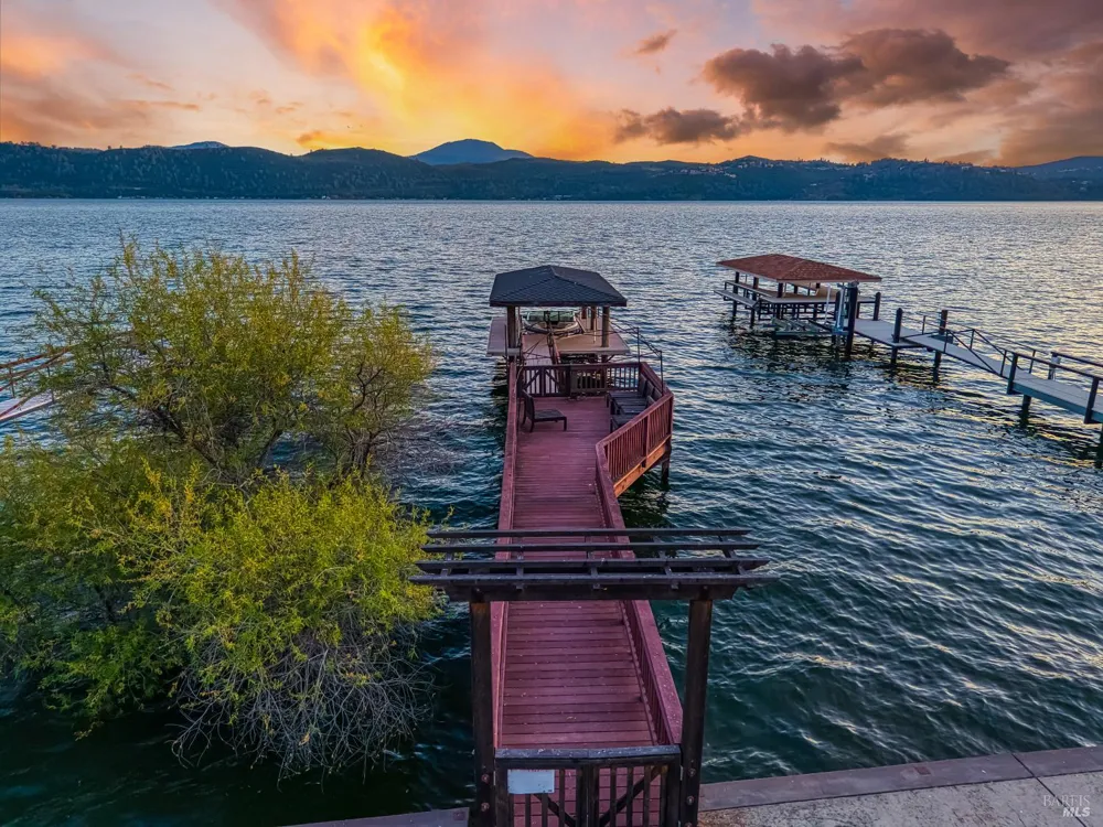 12620 Lakeshore Drive Clearlake, CA 95422