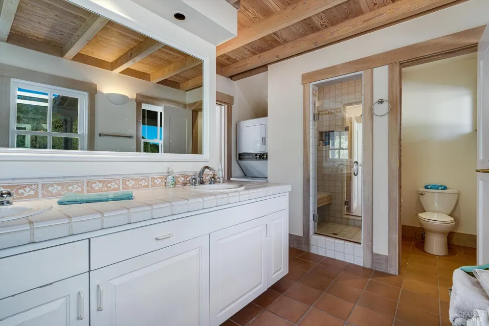 1740 Conn Valley Road St. Helena, CA 94574