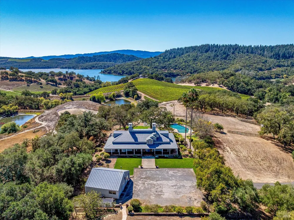 1740 Conn Valley Road St. Helena, CA 94574