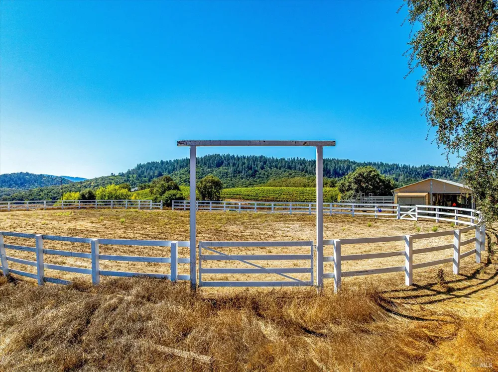 1740 Conn Valley Road St. Helena, CA 94574