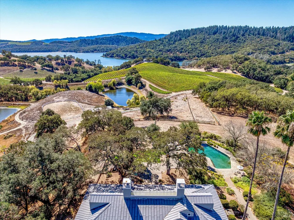 1740 Conn Valley Road St. Helena, CA 94574