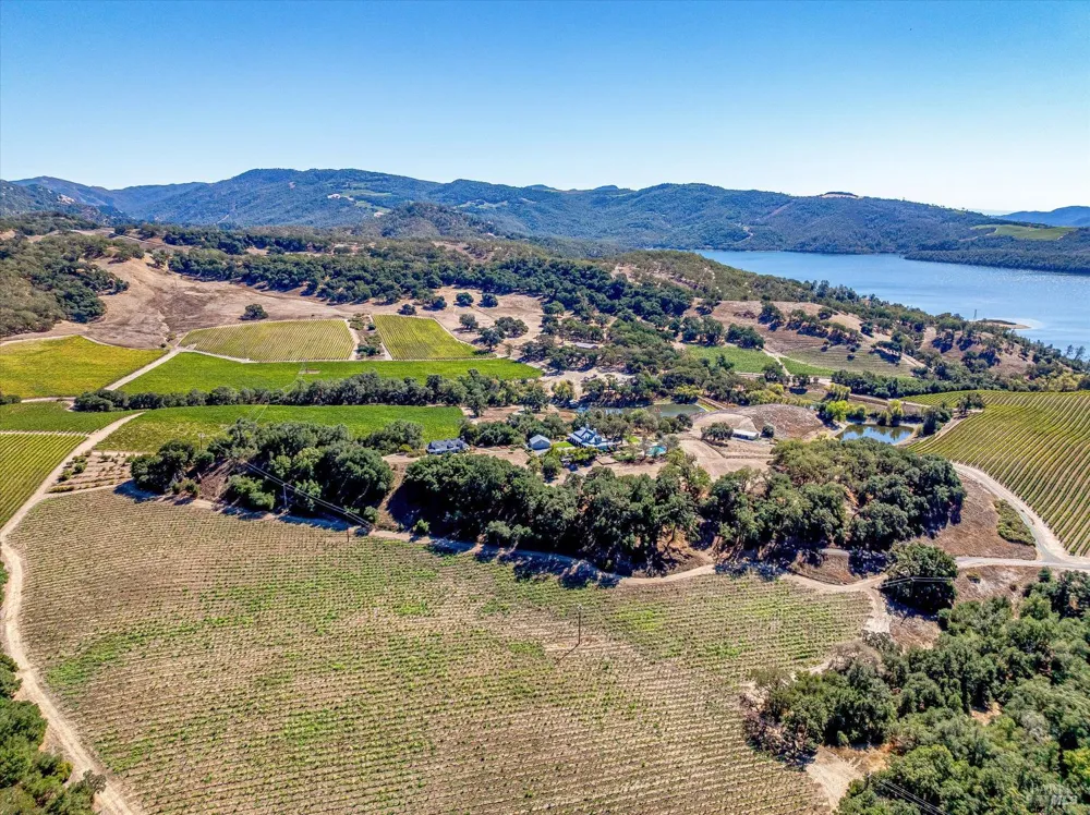 1740 Conn Valley Road St. Helena, CA 94574