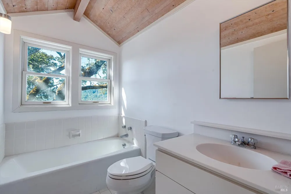 1740 Conn Valley Road St. Helena, CA 94574