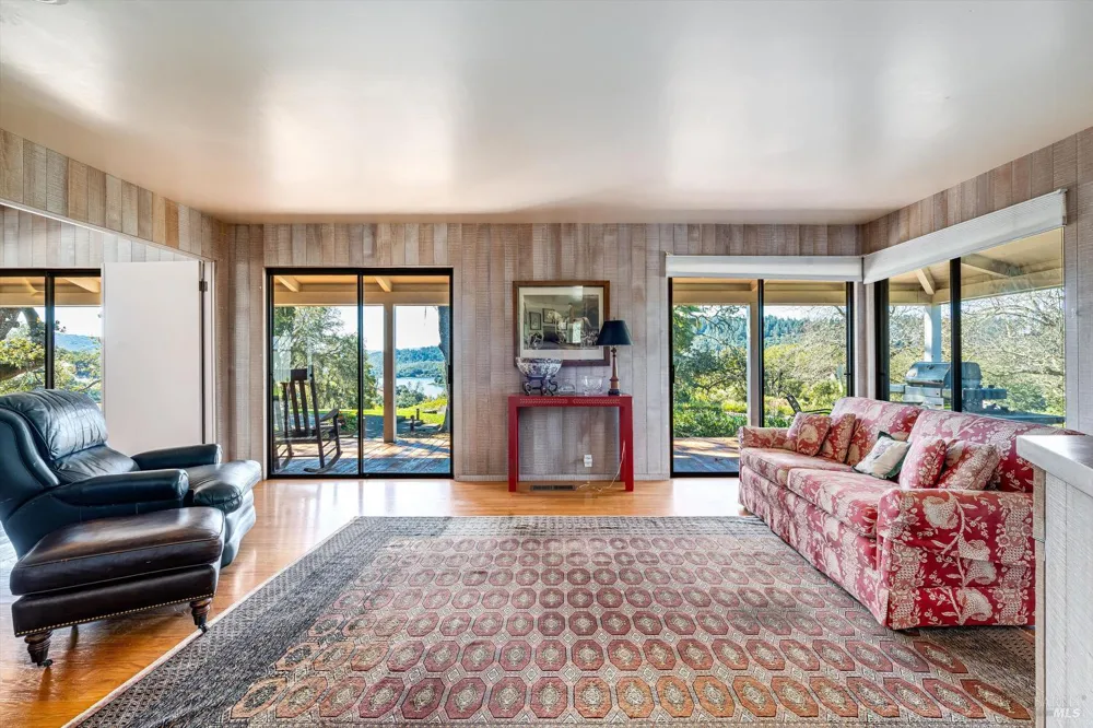 1740 Conn Valley Road St. Helena, CA 94574