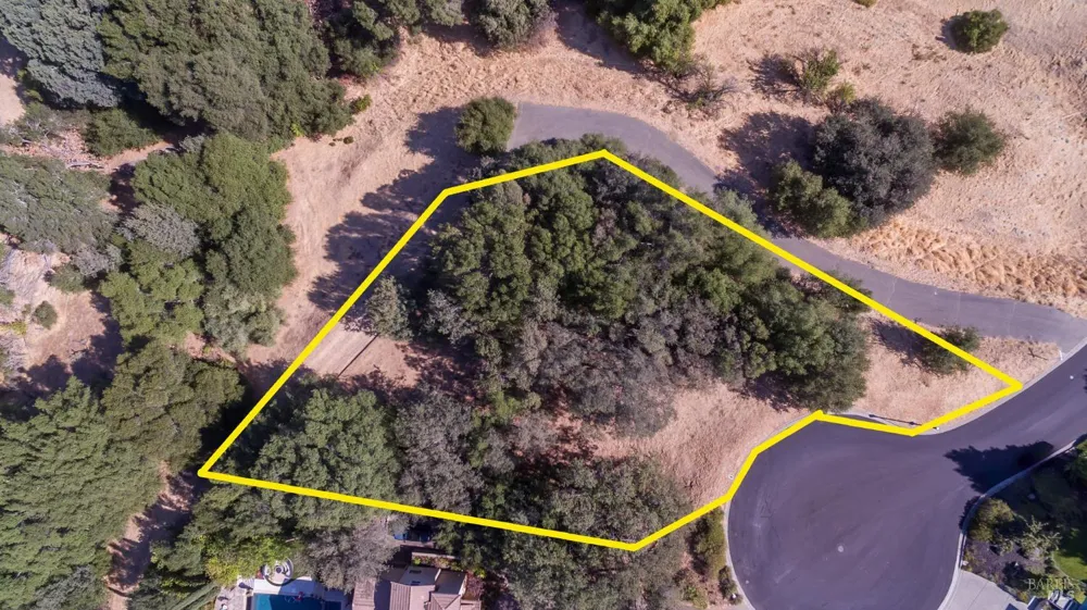 2030 Pinecrest Court Vacaville, CA 95688