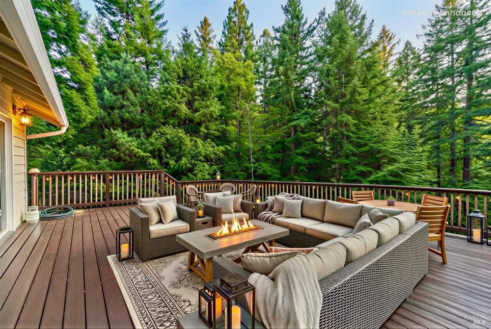 18940 Timber Pointe Drive Fort Bragg, CA 95437