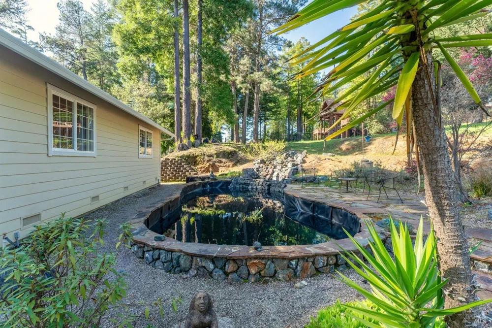 18940 Timber Pointe Drive Fort Bragg, CA 95437
