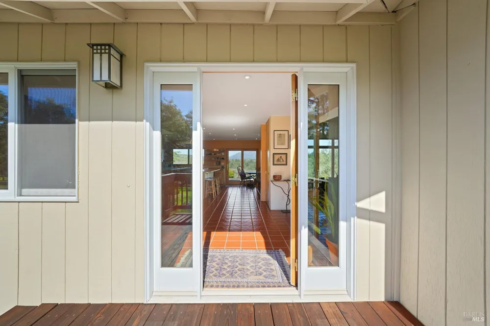 5809 Sharp Road Calistoga, CA 94515
