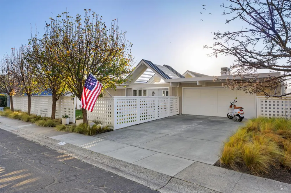 27 West Shore Road Belvedere, CA 94920