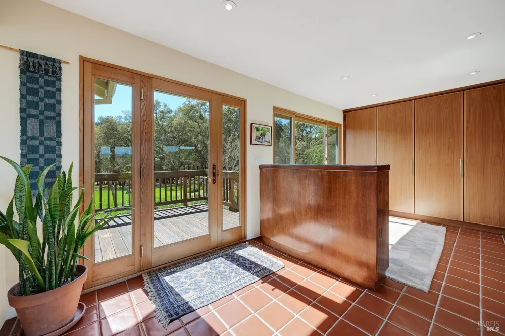 5809 Sharp Road Calistoga, CA 94515