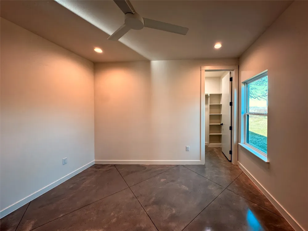 1991 Sunflower Paradise, TX 76073