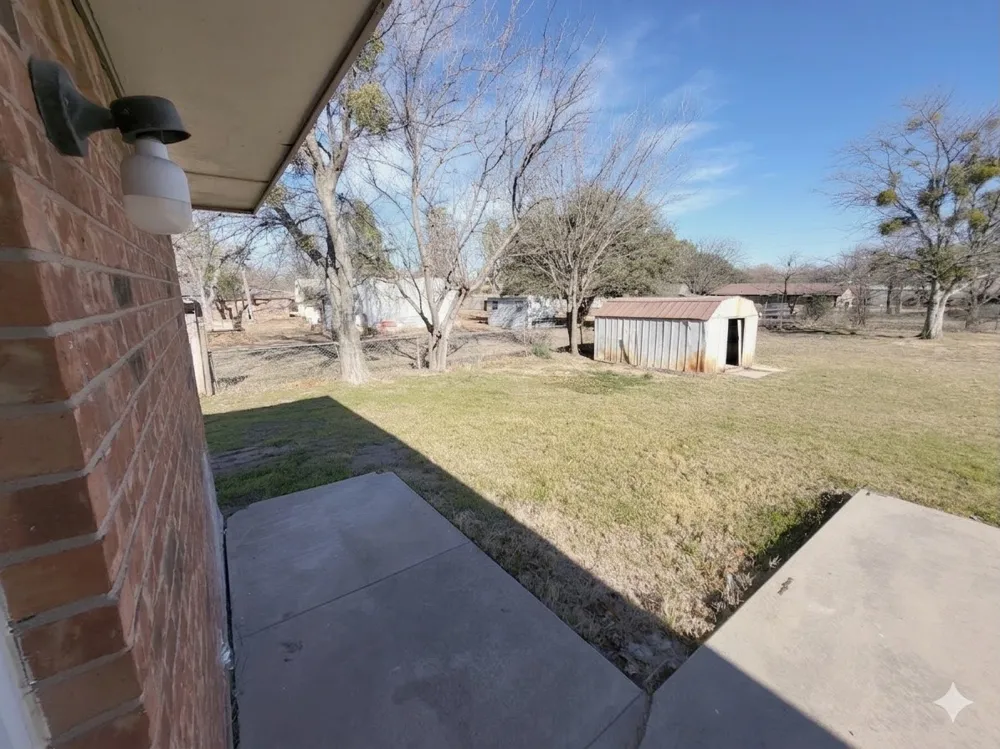 305 Sierra Vista Drive Chico, TX 76431