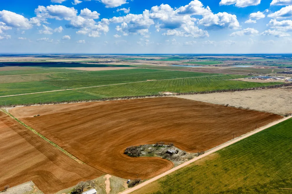 2706 County Road 299 Anson, TX 79501