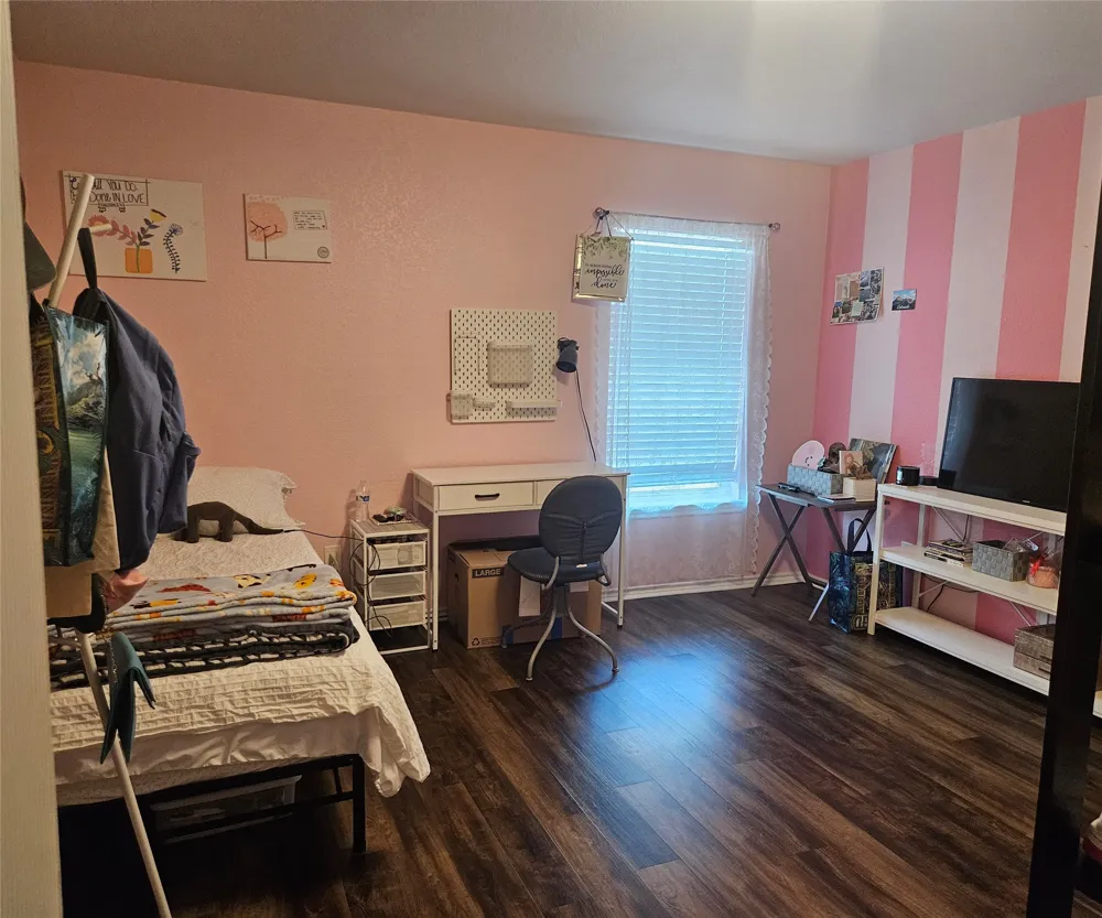 2549 Spring Creek Drive Balch Springs, TX 75180