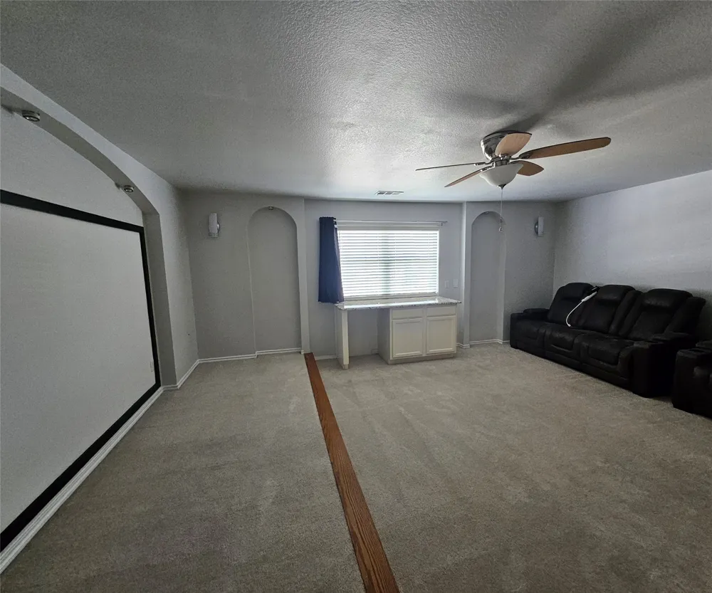 2549 Spring Creek Drive Balch Springs, TX 75180