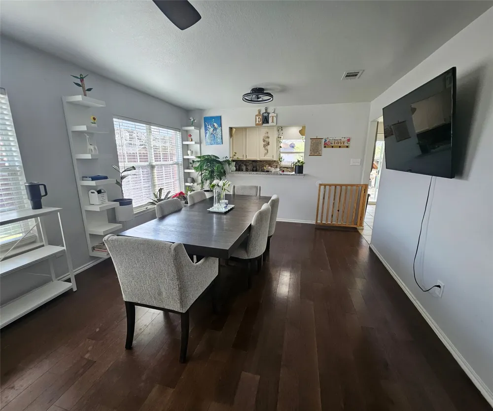 2549 Spring Creek Drive Balch Springs, TX 75180