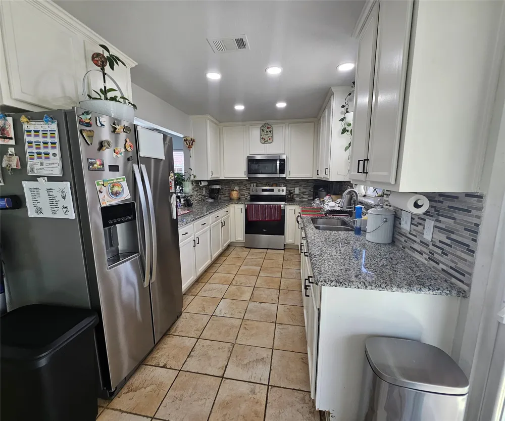 2549 Spring Creek Drive Balch Springs, TX 75180