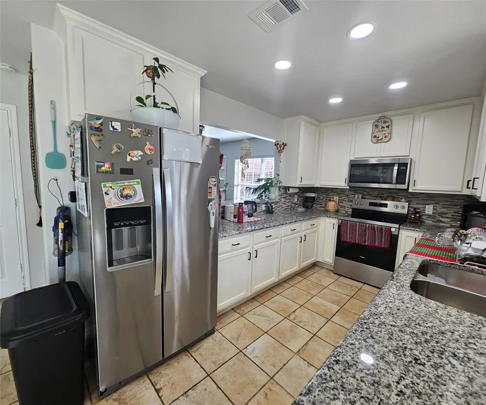 2549 Spring Creek Drive Balch Springs, TX 75180