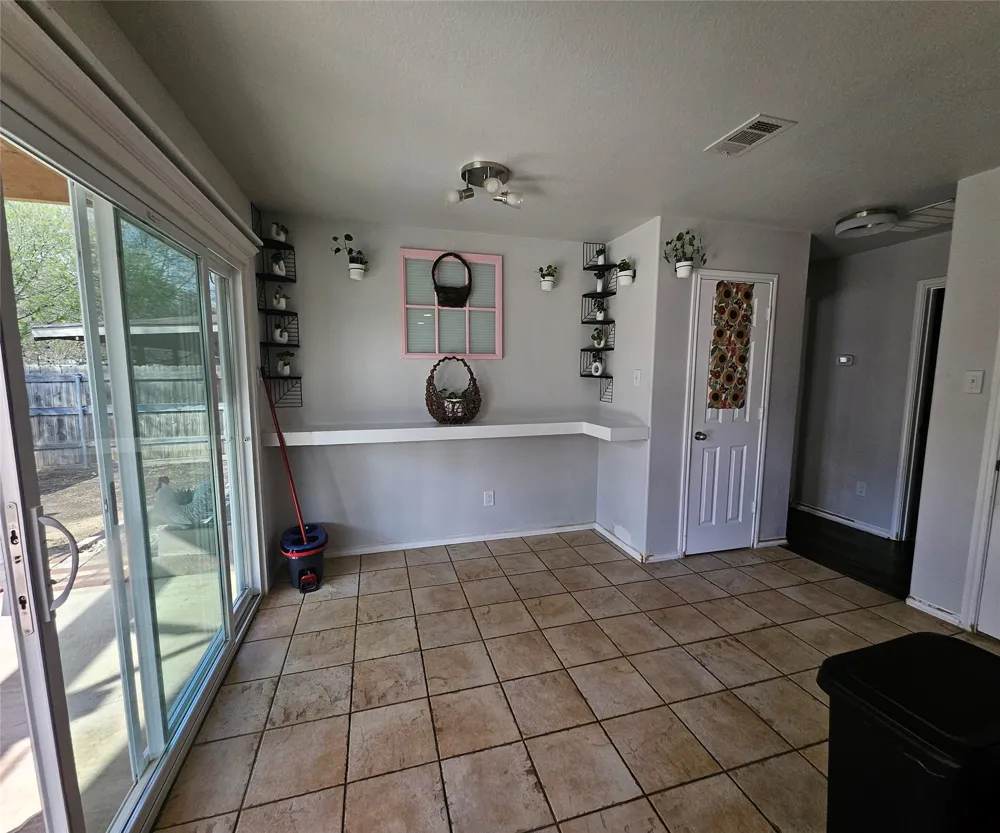 2549 Spring Creek Drive Balch Springs, TX 75180